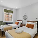 Aldwark Mews, Free Parking, Location York